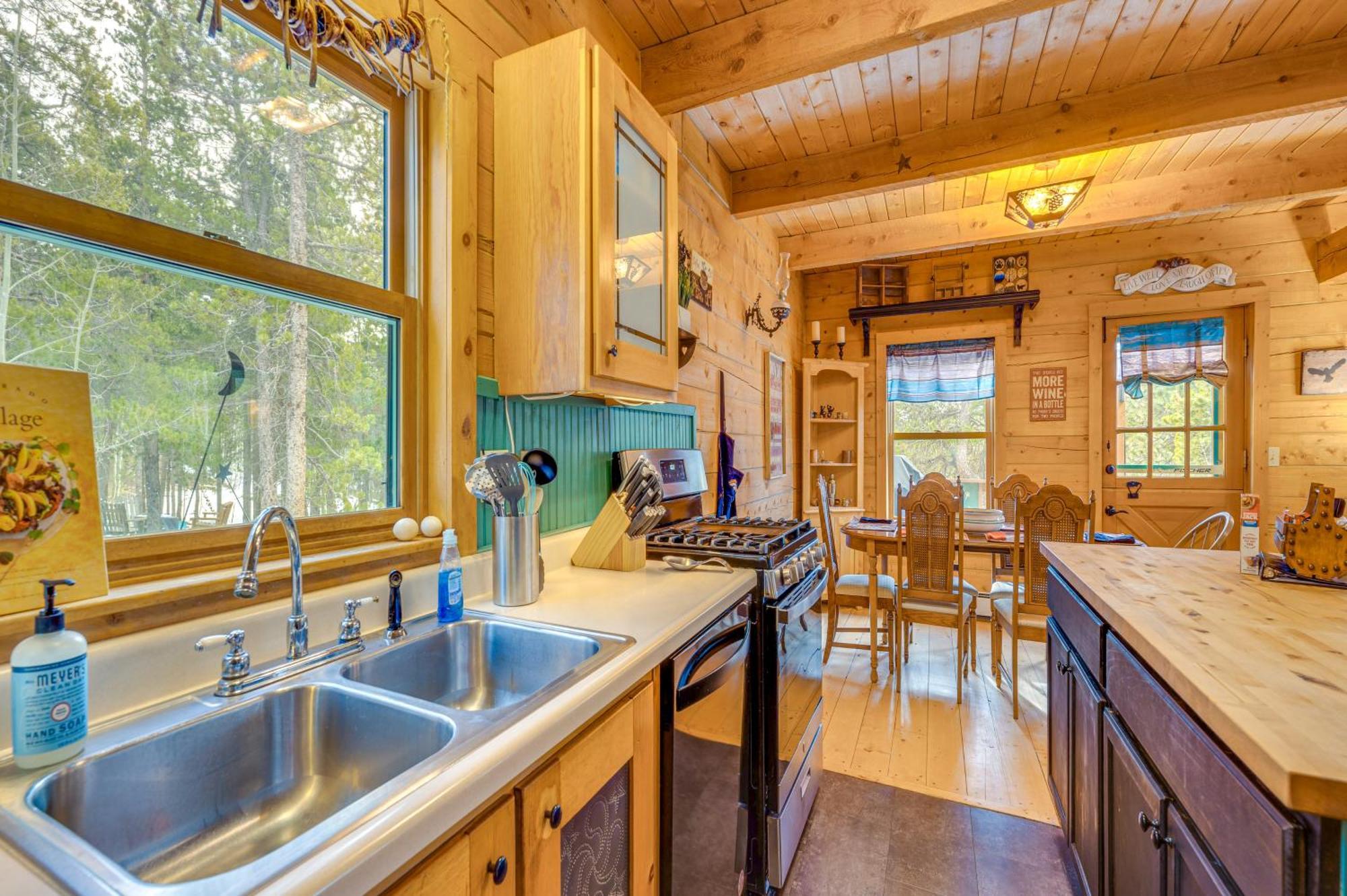 Secluded Black Hawk Log Cabin With Fire Pit! מראה חיצוני תמונה